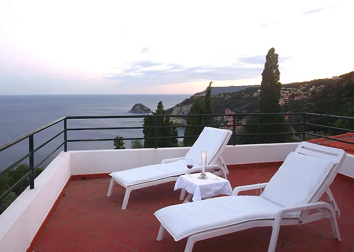 Borgo San Sebastiano 3* Bergeggi
