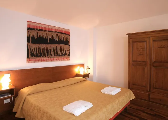 Borgo San Sebastiano 3*