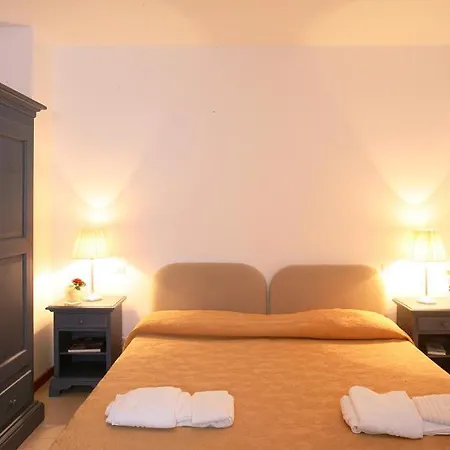 Borgo San Sebastiano Aparthotel *